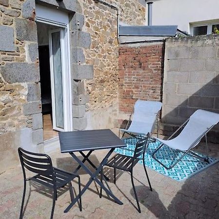 Chez Beatrice Apartamento Saint-Jouan-des-Guérets Exterior foto